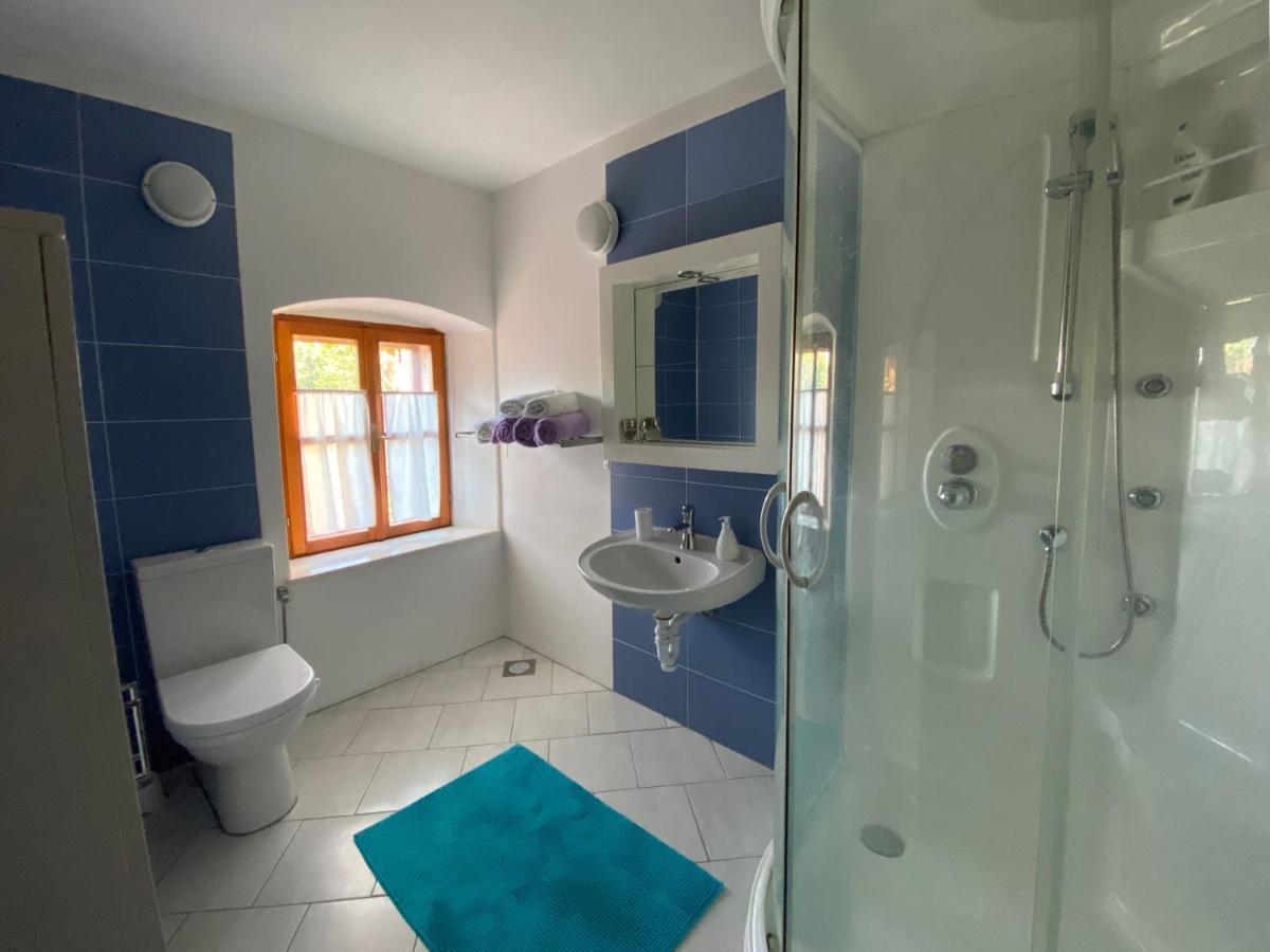 Holiday Home Hauser Vrbanj Exterior photo